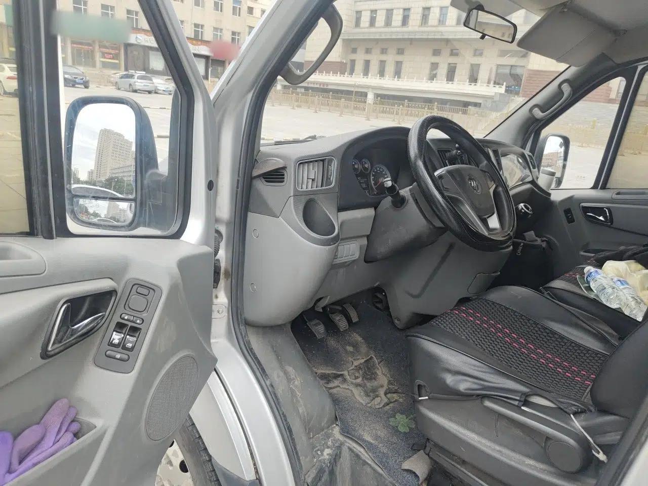 Foton Toano 2020 2.5T Manual Tongtu Long Wheelbase Mid-Height 5/6/7-Seater 4J25TC3 — миниатюра 16