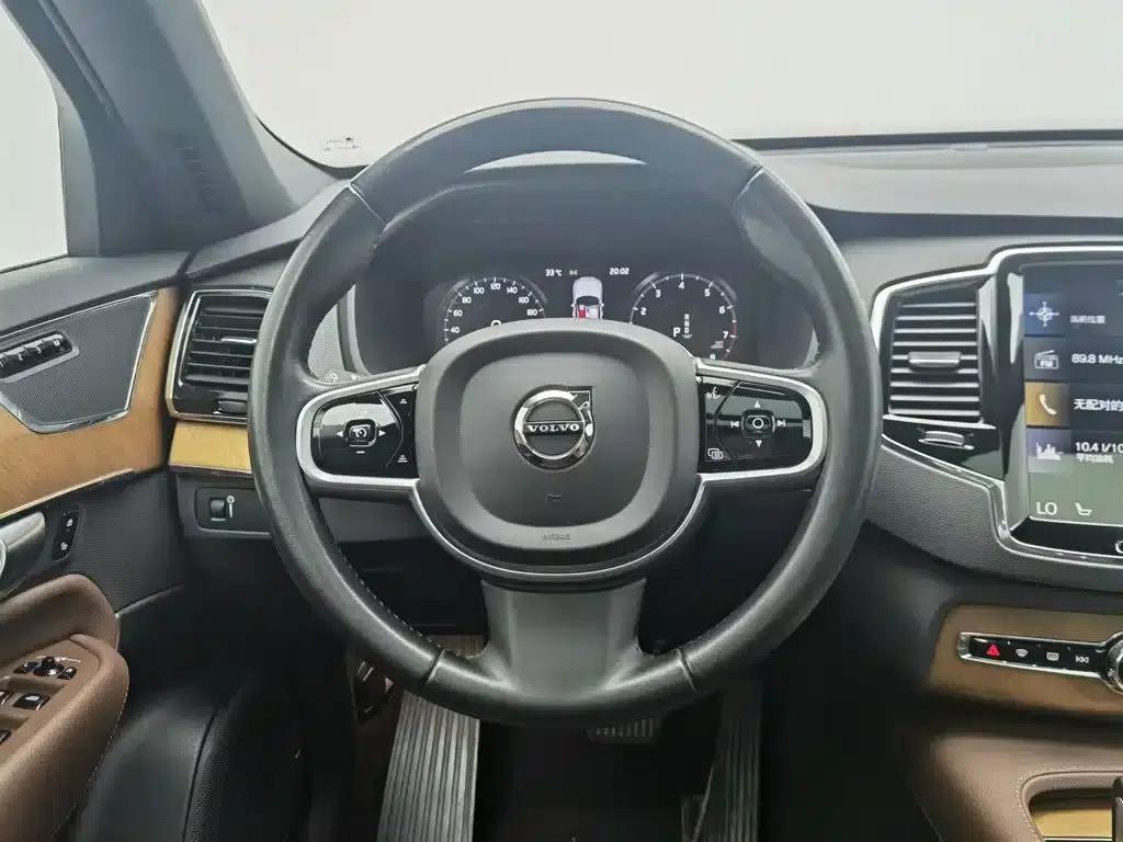 2021 Volvo XC90 B6 Inscription Luxury Edition 7-seater — миниатюра 11