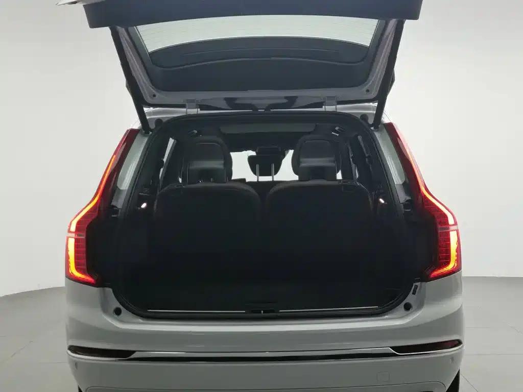 2021 Volvo XC90 B6 Inscription Luxury Edition 7-seater — миниатюра 16
