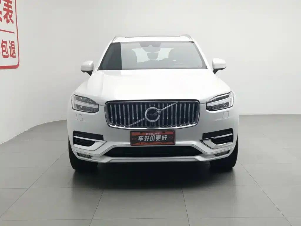 2021 Volvo XC90 B6 Inscription Luxury Edition 7-seater — миниатюра 3