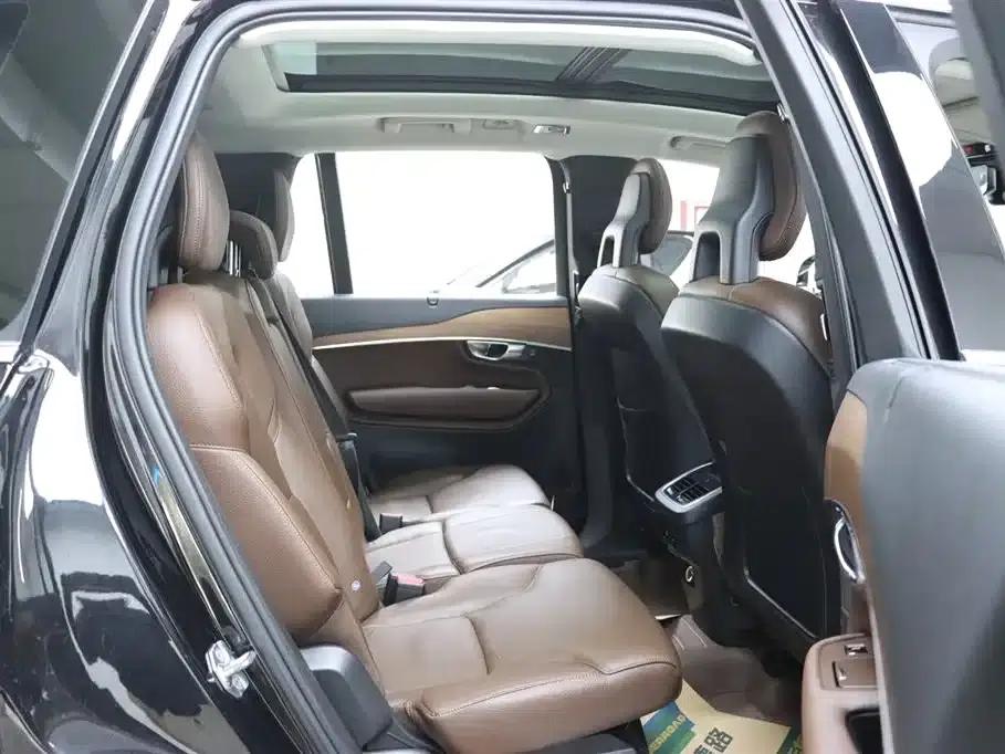 2020 Volvo XC90 Facelift T6 Inscription Luxury Edition 7-Seater — миниатюра 17