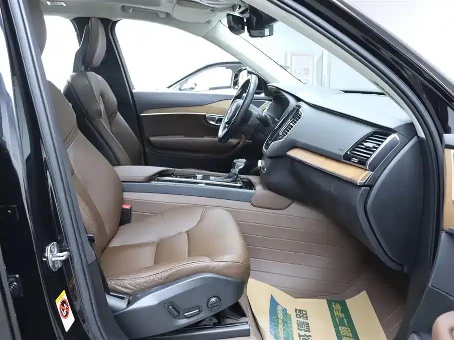 2020 Volvo XC90 Facelift T6 Inscription Luxury Edition 7-Seater — миниатюра 19