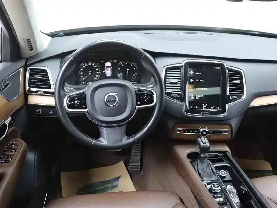 2020 Volvo XC90 Facelift T6 Inscription Luxury Edition 7-Seater — миниатюра 27