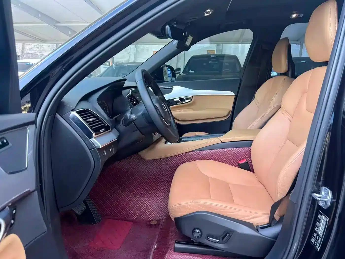 2017 Volvo XC90 T5 Smart Edition 5-seater — миниатюра 4