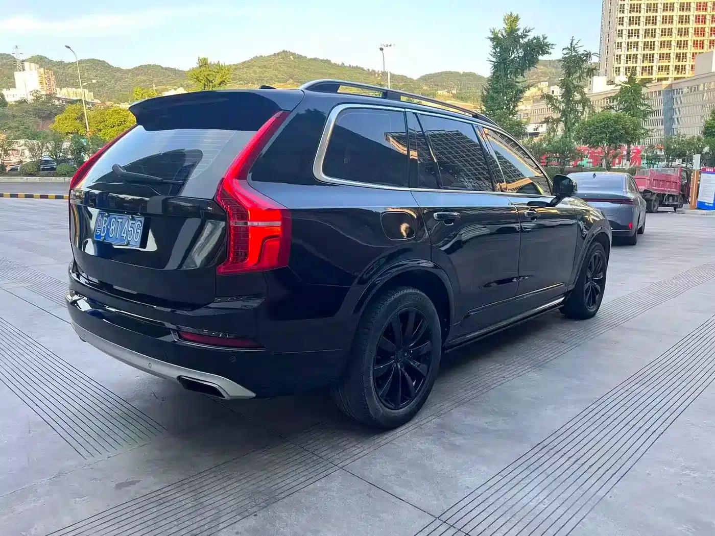 2017 Volvo XC90 T5 Smart Edition 5-seater — миниатюра 10