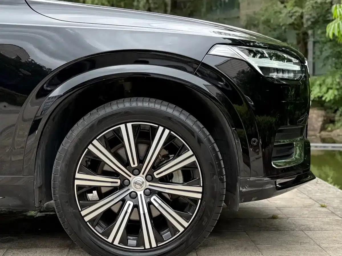 2021 Volvo XC90 B6 Inscription Luxury Edition 7-seater — миниатюра 16