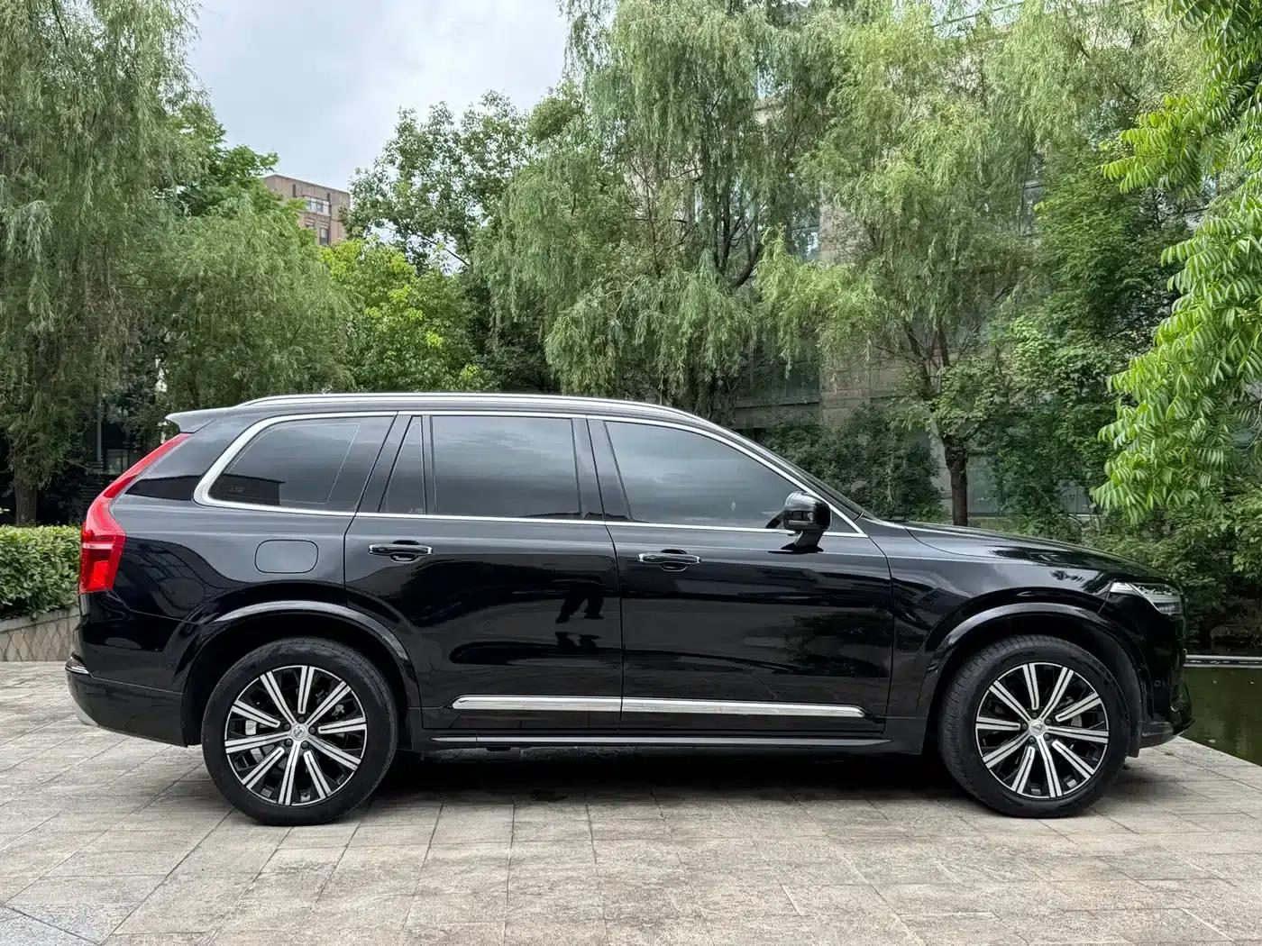 2021 Volvo XC90 B6 Inscription Luxury Edition 7-seater — миниатюра 8