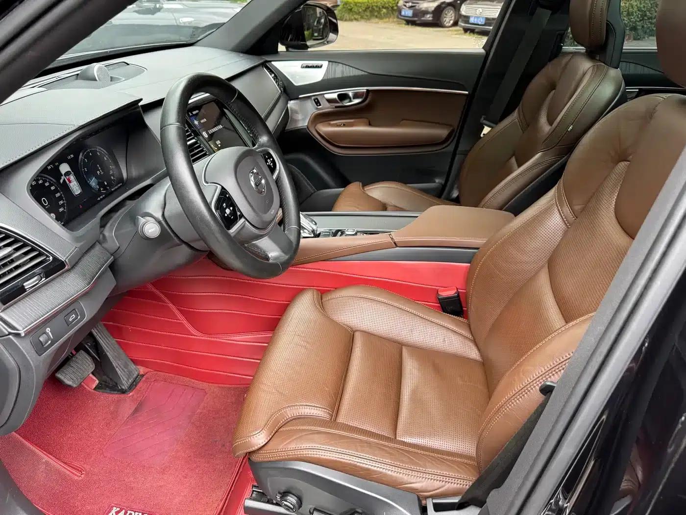 2021 Volvo XC90 B6 Inscription Luxury Edition 7-seater — миниатюра 9