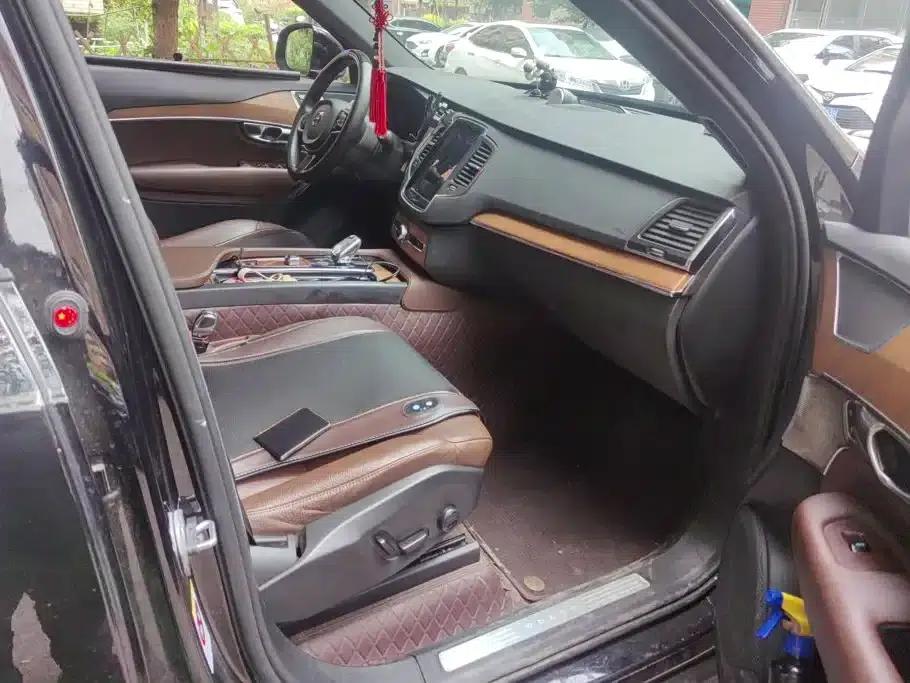 2022 Volvo XC90 B5 Smart Luxury Edition 5-seater — миниатюра 8