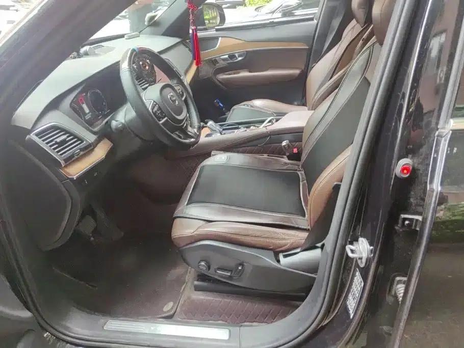 2022 Volvo XC90 B5 Smart Luxury Edition 5-seater — миниатюра 9
