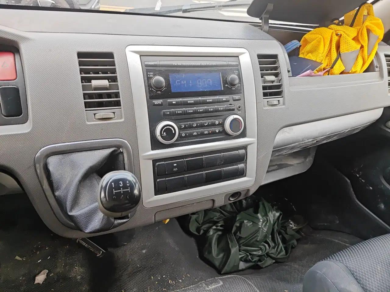 Foton Scenic G7 2016 2.0L Commercial Version Long Wheelbase High Roof – 4Q20M — миниатюра 13