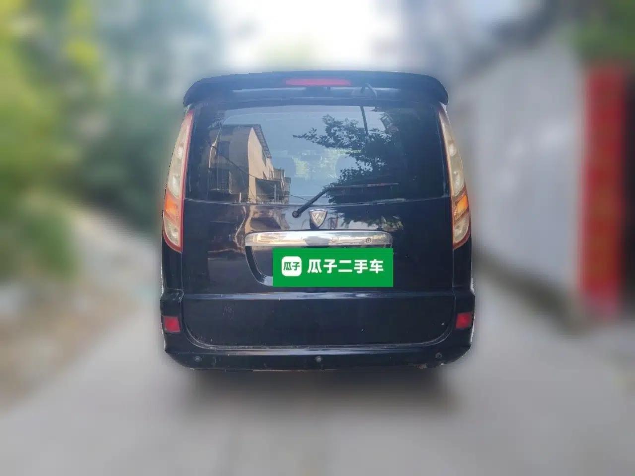 Foton MP-X E 2012 2.4L Executive-Class Comfort Version 4G64 — миниатюра 5