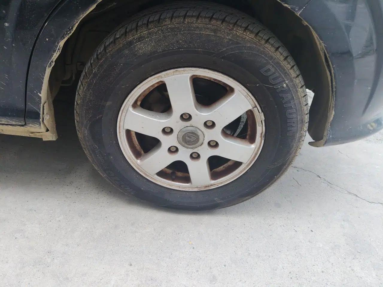 Foton MP-X E 2012 2.4L Executive-Class Comfort Version 4G64 — миниатюра 8