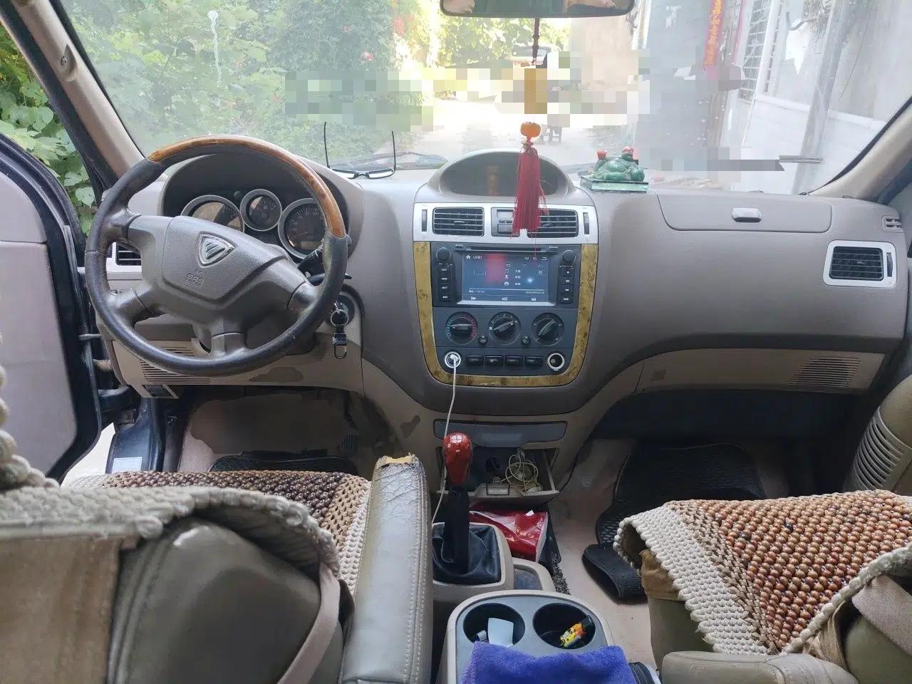 Foton MP-X E 2012 2.4L Executive-Class Comfort Version 4G64 — миниатюра 9