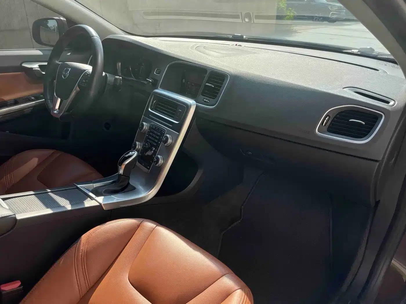 2017 Volvo S60 S60L T5 Smart Edition — миниатюра 15