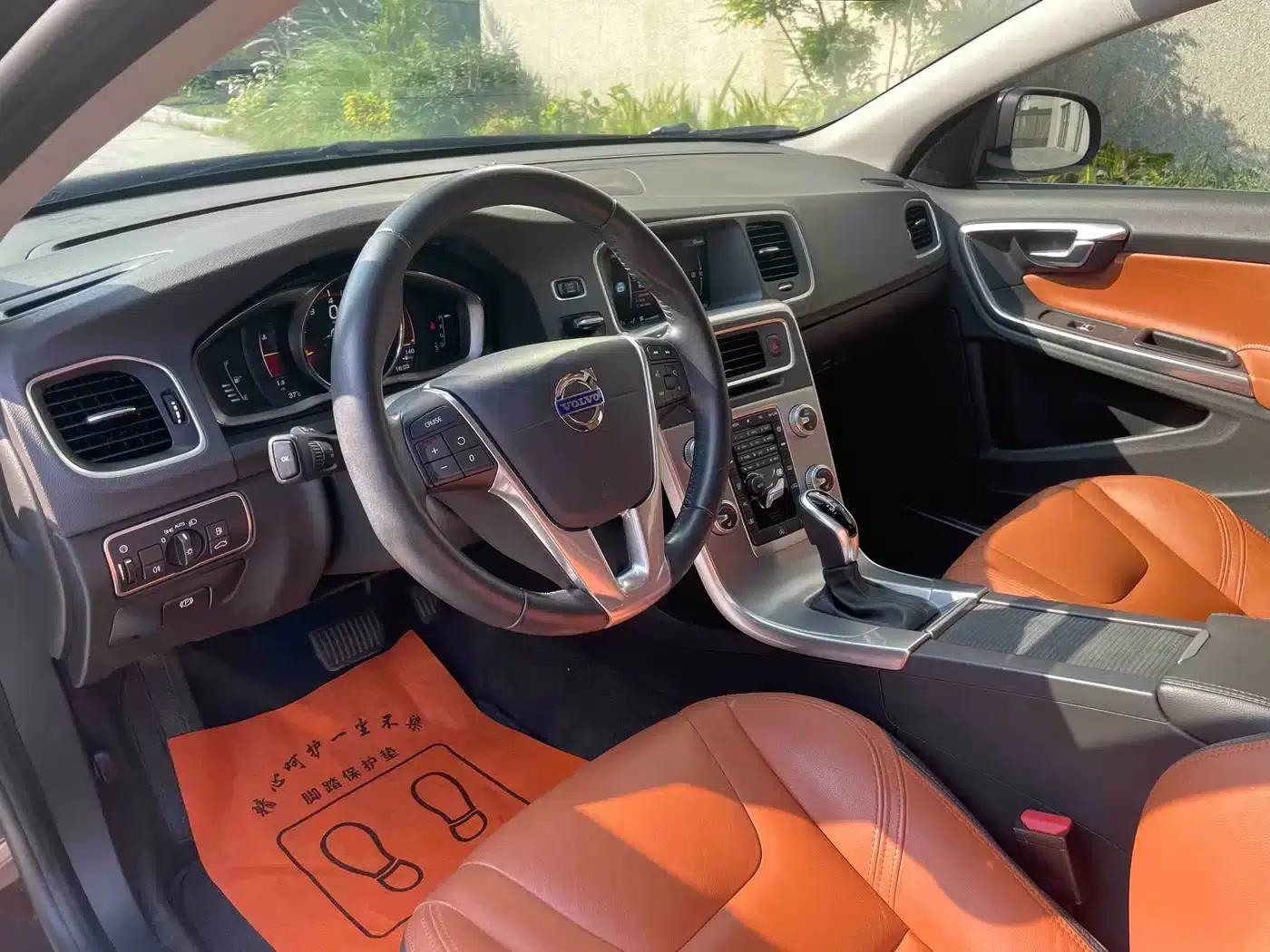 2017 Volvo S60 S60L T5 Smart Edition — миниатюра 16