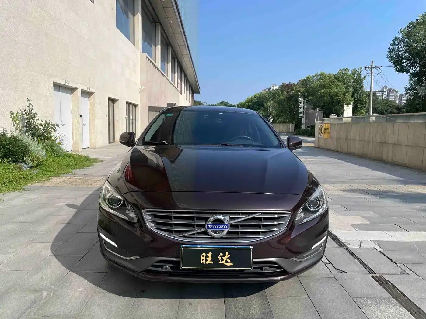 2017 Volvo S60 S60L T5 Smart Edition — миниатюра 3