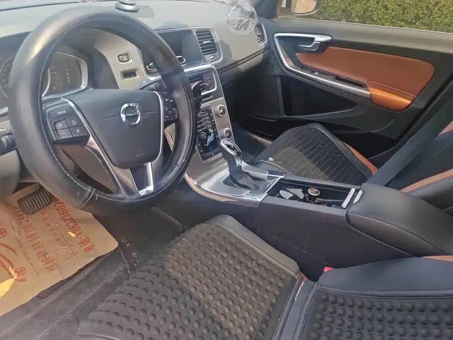 2019 Volvo S60 S60L Facelift T5 Smart Advanced Edition — миниатюра 12