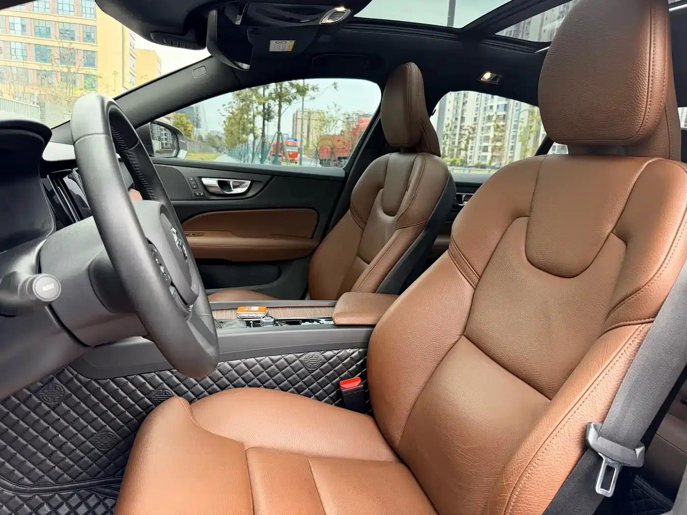 Volvo S60 2020 T4 Smart Luxury Edition — миниатюра 7