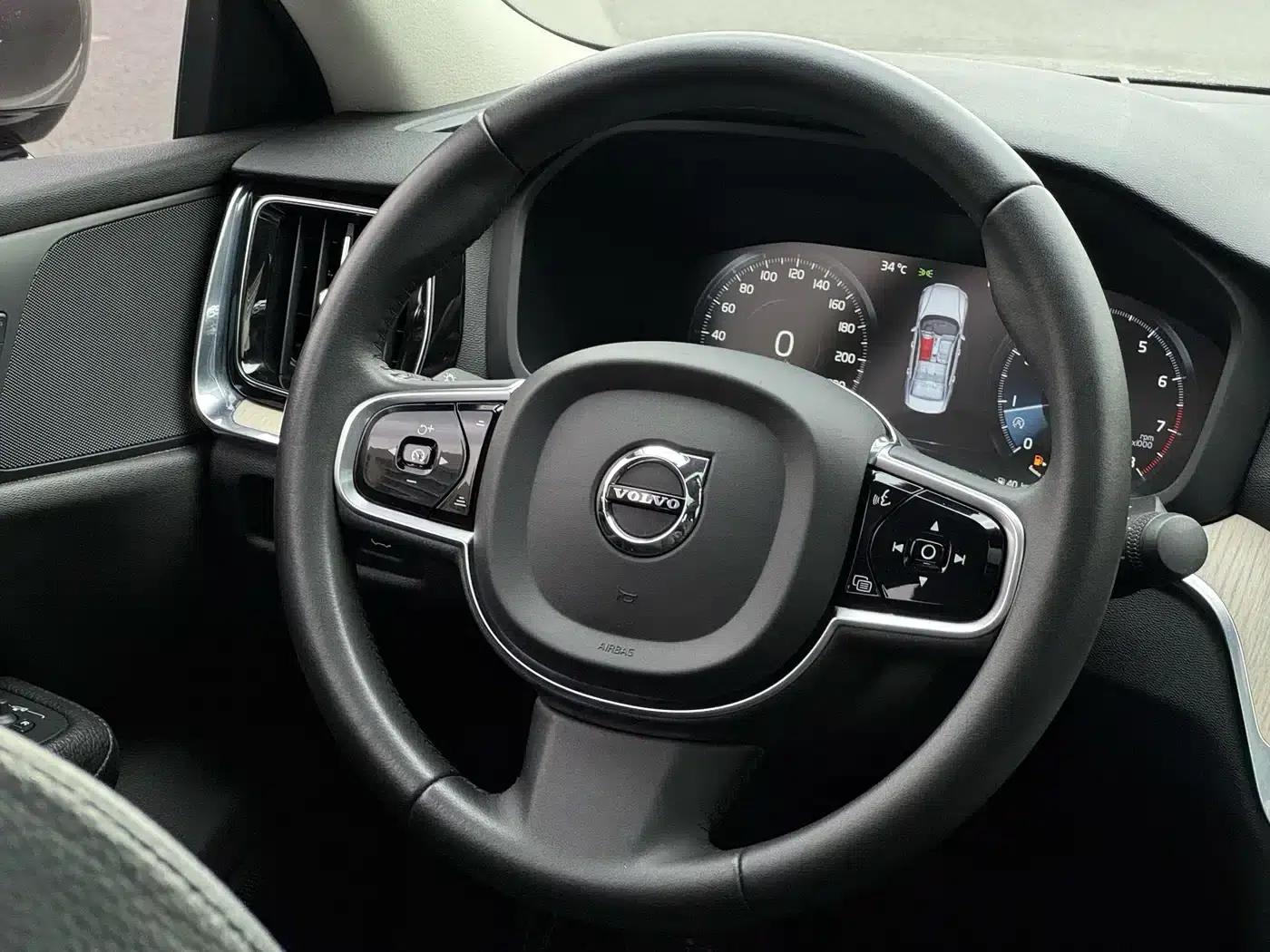 2021 Volvo S60 T4 Inscription Luxury Edition — миниатюра 8
