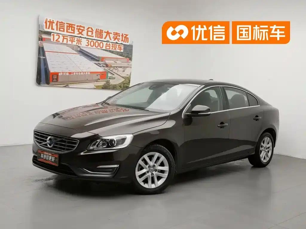 2017 Volvo S60 S60L T3 Smart Edition — миниатюра 1
