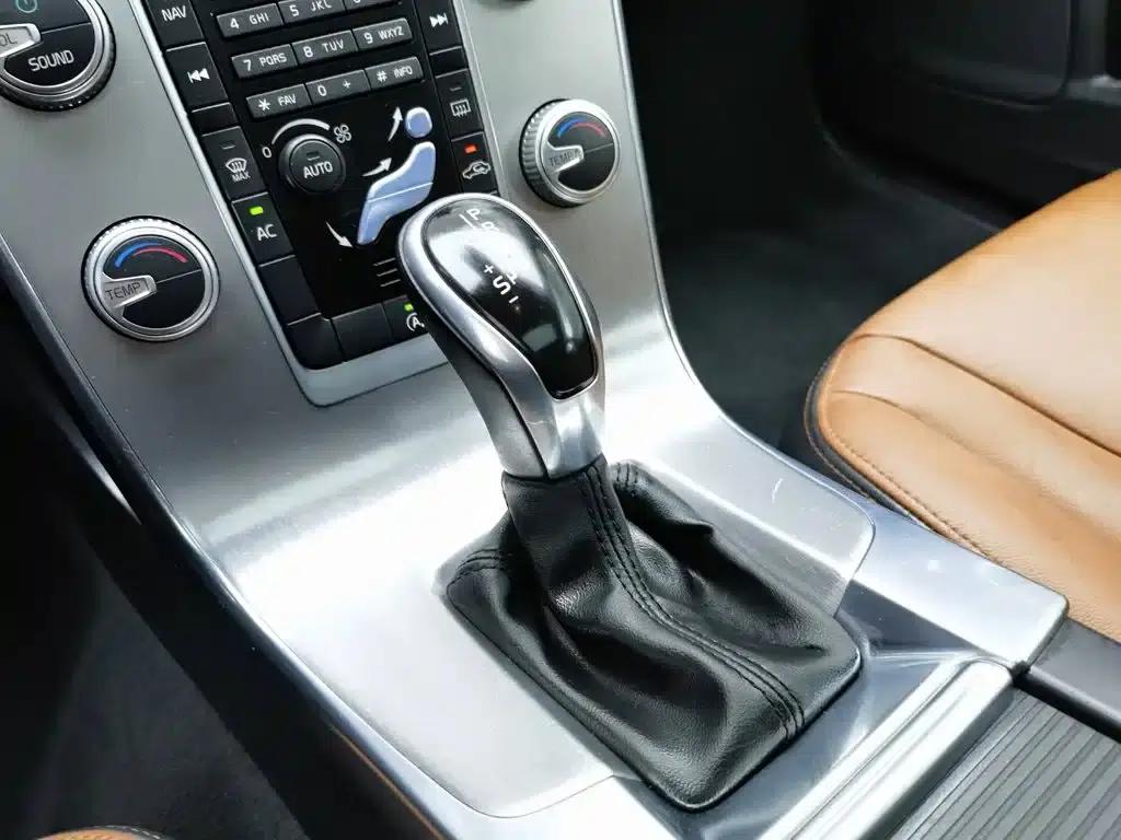 2017 Volvo S60 S60L T3 Smart Edition — миниатюра 13
