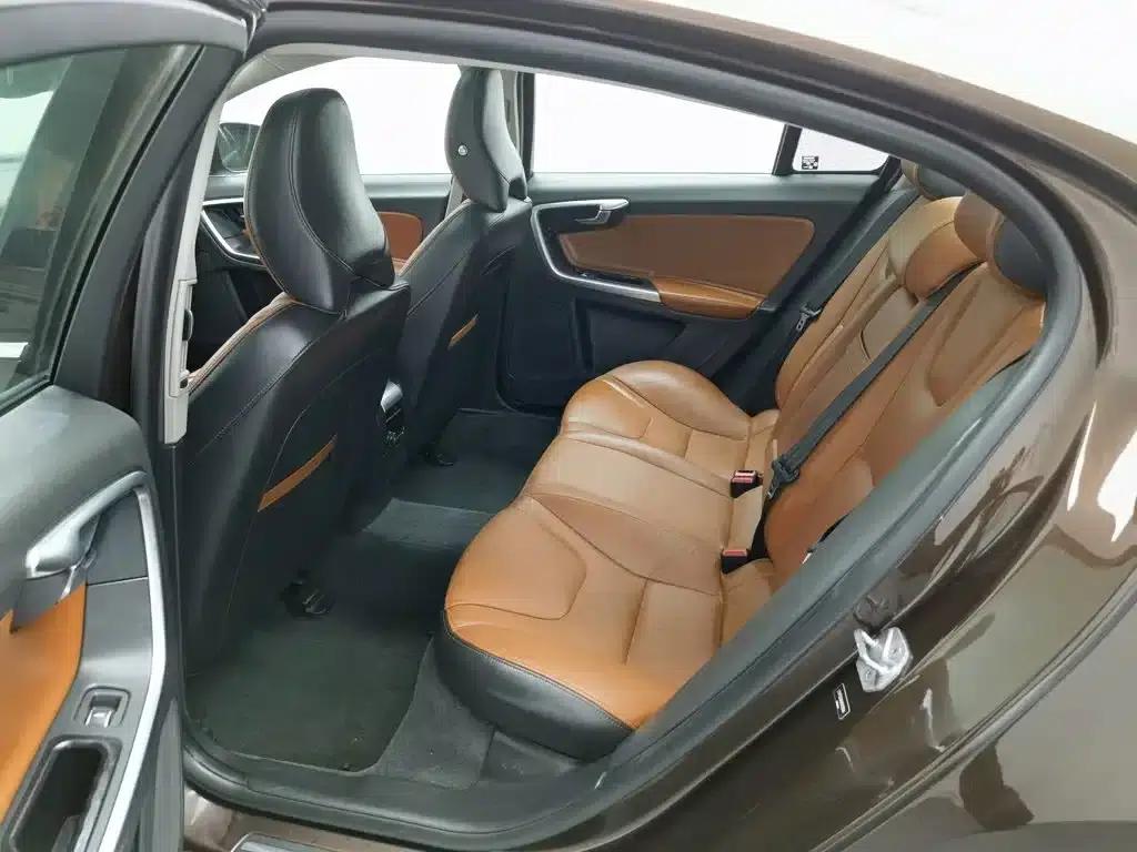 2017 Volvo S60 S60L T3 Smart Edition — миниатюра 15