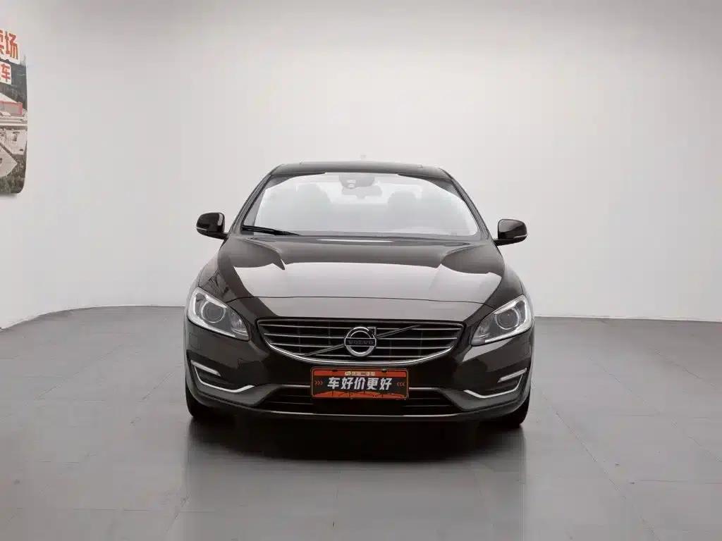 2017 Volvo S60 S60L T3 Smart Edition — миниатюра 3