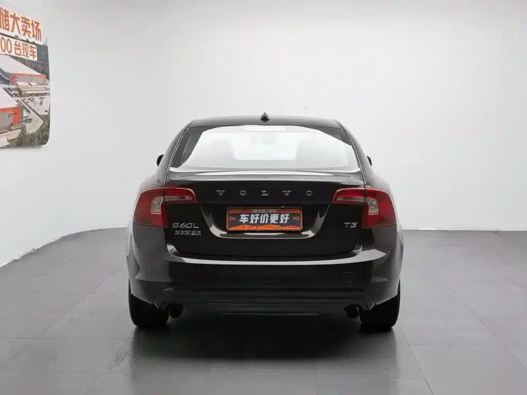 2017 Volvo S60 S60L T3 Smart Edition — миниатюра 4