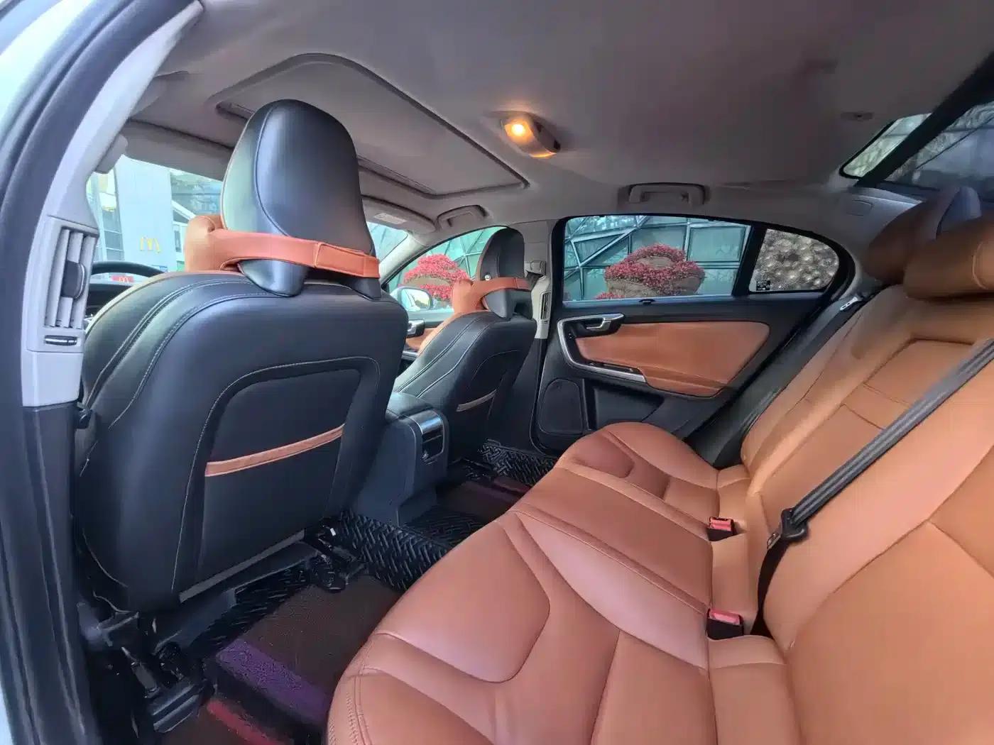 2017 Volvo S60 S60L T5 Smart Edition — миниатюра 8