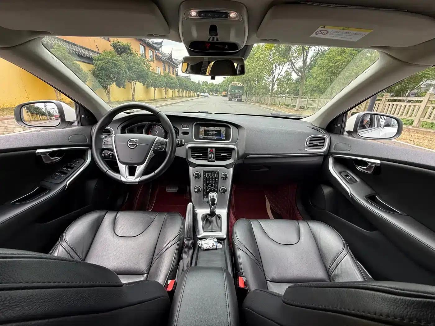 2017 Volvo V40 T3 Smart Edition — миниатюра 15
