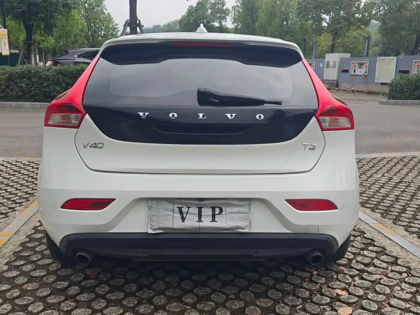 2016 Volvo V40 T3 Smart Edition — миниатюра 13
