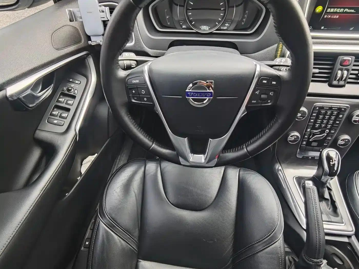 2016 Volvo V40 T3 Smart Edition — миниатюра 9