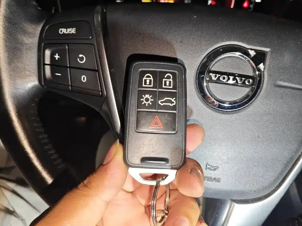 2017 Volvo V40 T3 Smart Edition — миниатюра 12