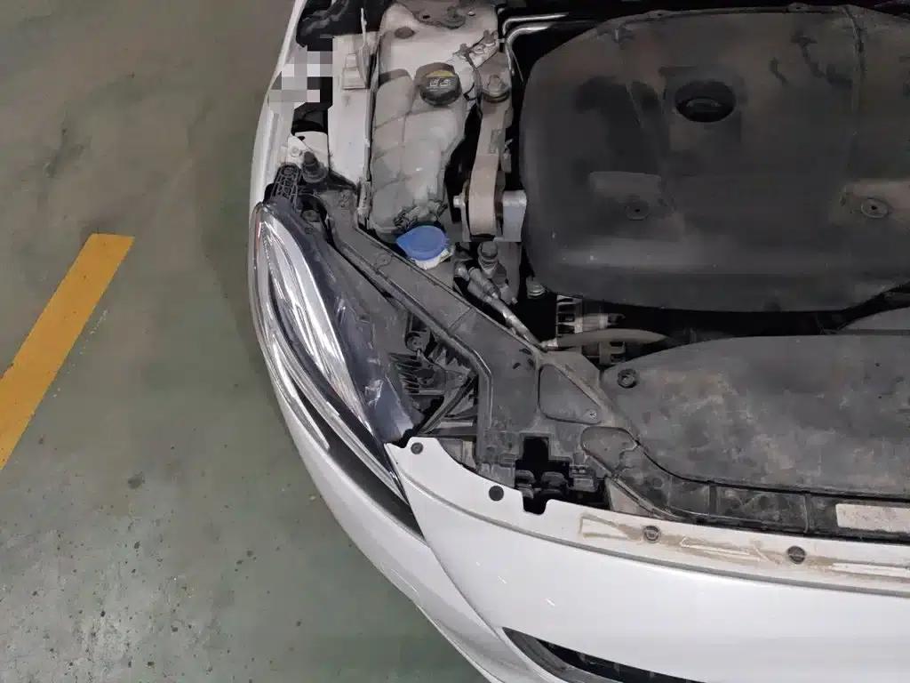 2017 Volvo V40 T3 Smart Edition — миниатюра 21