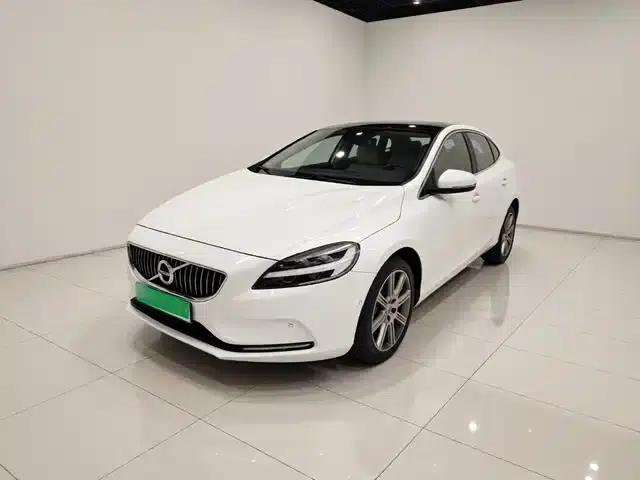 2017 Volvo V40 T3 Smart Edition