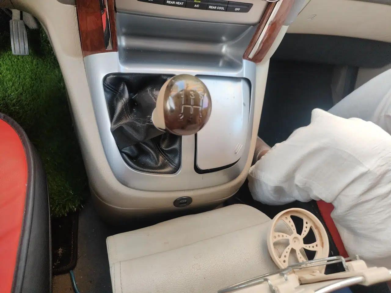 Foton Scenic G5 2019 2.0L Restyled New Express 7-Seater Multi-Purpose Passenger Vehicle 1TZ — миниатюра 14
