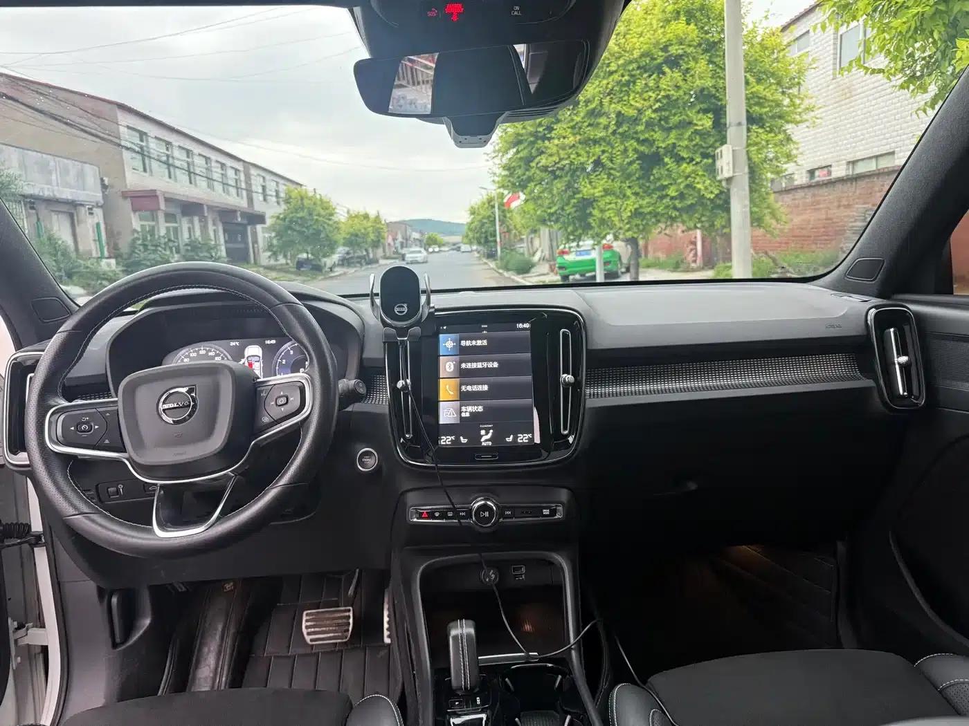 2021 Volvo XC40 T4 AWD Inscription Sport Edition — миниатюра 9