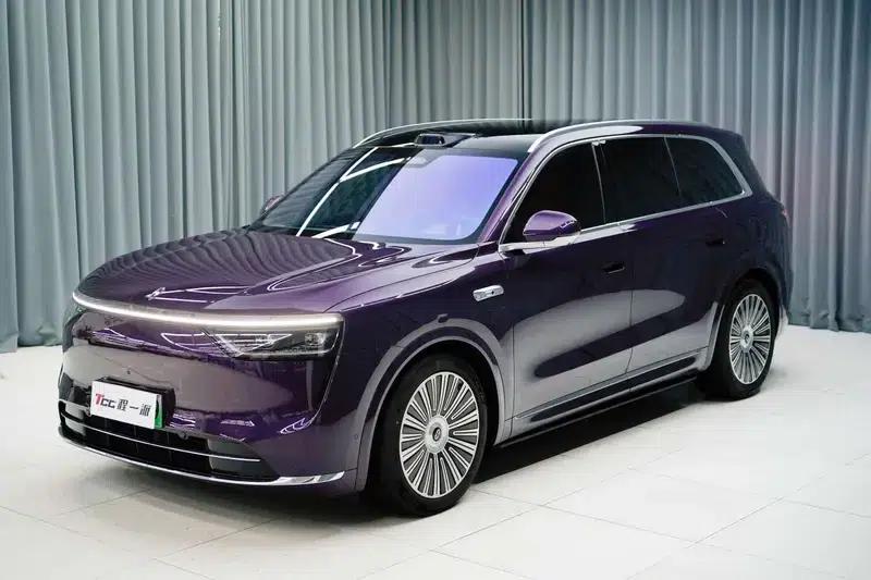 Wenjie M8 2025 Extended Range Max+ 6-Seat 4WD Version (192-line LiDAR) — миниатюра 6
