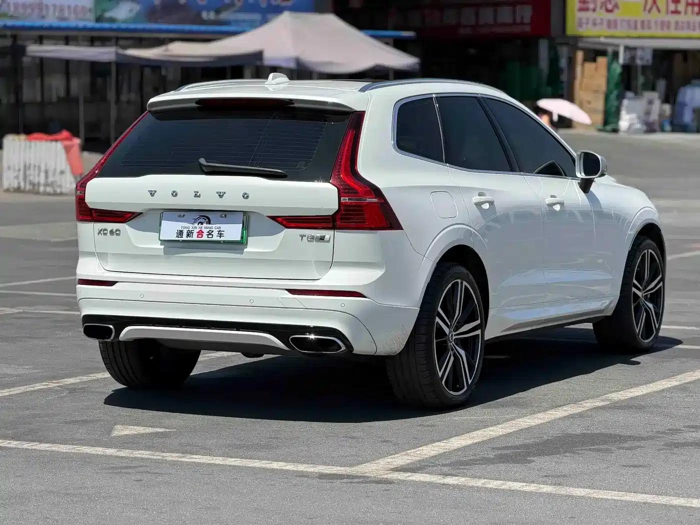 2019 Volvo XC60 Plug-in Hybrid T8 E-Drive Hybrid Smart Sport Edition (China V Emission Standard) — миниатюра 9