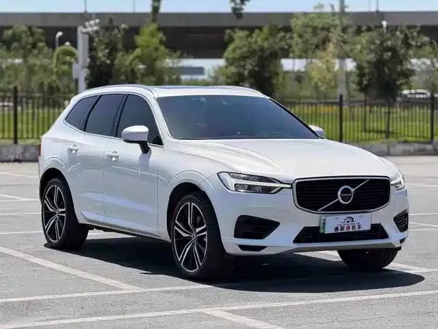 2019 Volvo XC60 Plug-in Hybrid T8 E-Drive Hybrid Smart Sport Edition (China V Emission Standard)
