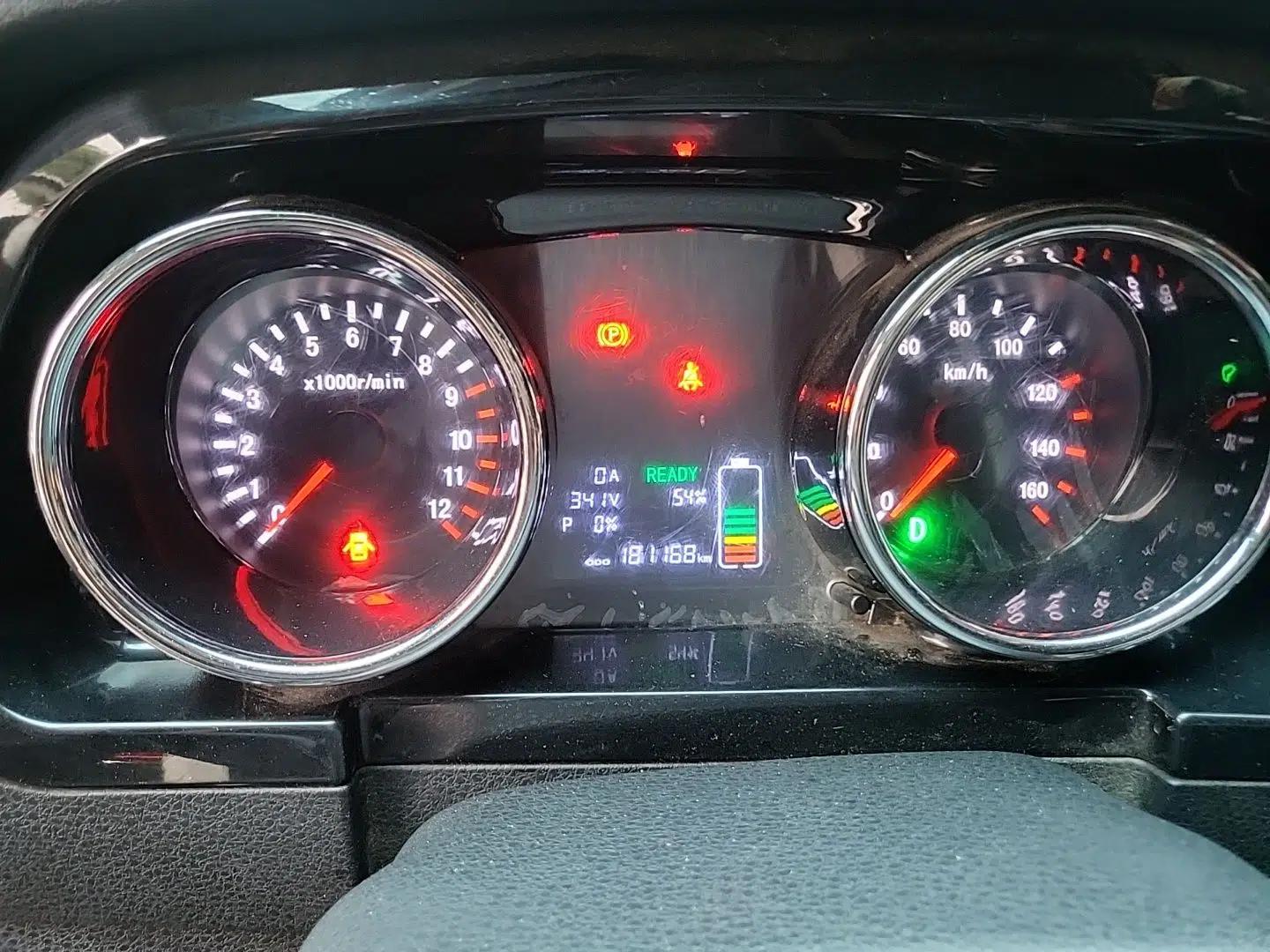 Foton Skyworth EV6 2023 Fast and Slow Charging Version — миниатюра 11