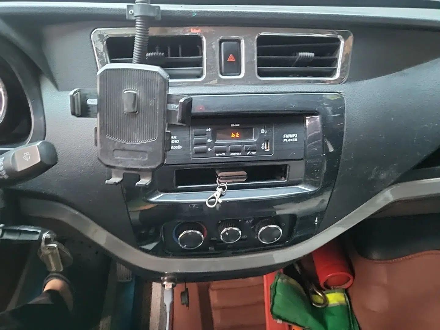 Foton Skyworth EV6 2023 Fast and Slow Charging Version — миниатюра 13