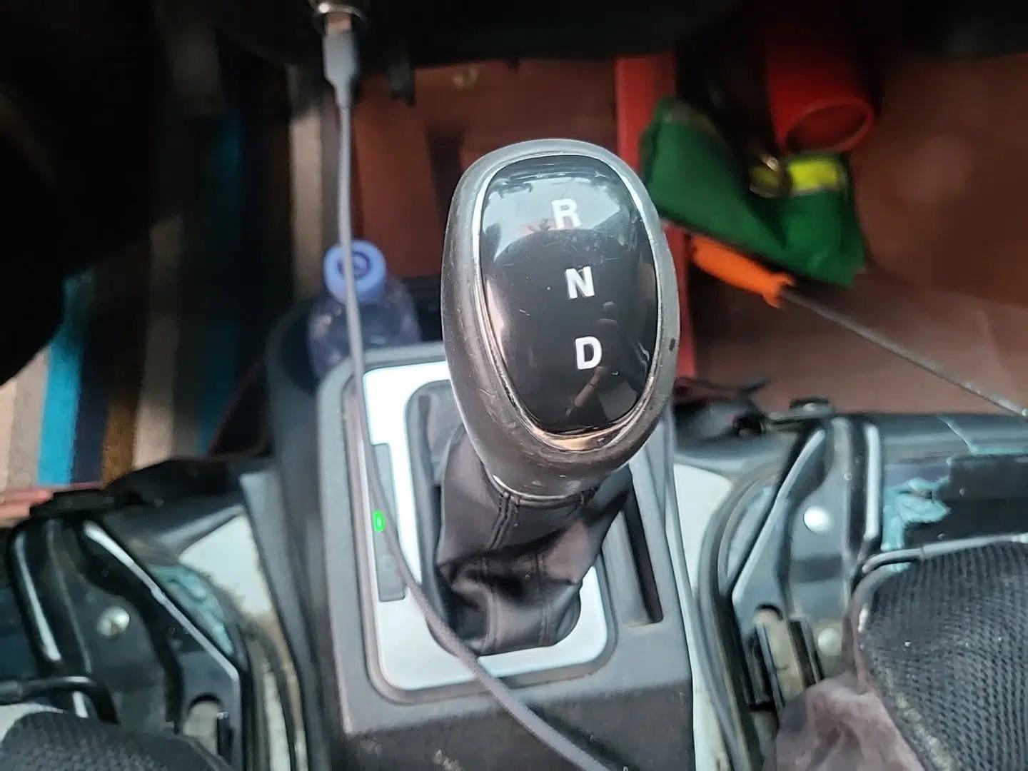 Foton Skyworth EV6 2023 Fast and Slow Charging Version — миниатюра 14