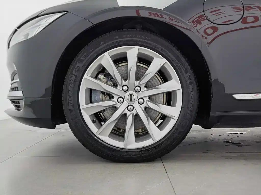 2020 Volvo S90 Plug-in Hybrid T8 E-Drive Hybrid Smart Luxury Edition — миниатюра 17