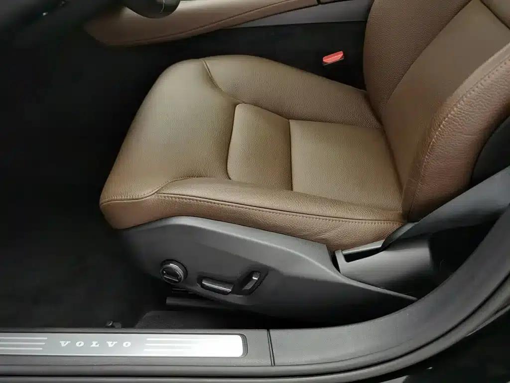 2020 Volvo S90 Plug-in Hybrid T8 E-Drive Hybrid Smart Luxury Edition — миниатюра 20