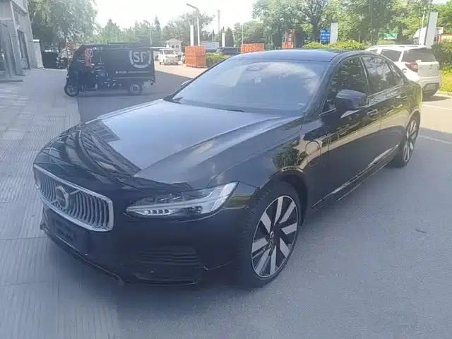2024 Volvo S90 Plug-in Hybrid, All-Wheel Drive, Long Range, Inscription Luxury Edition