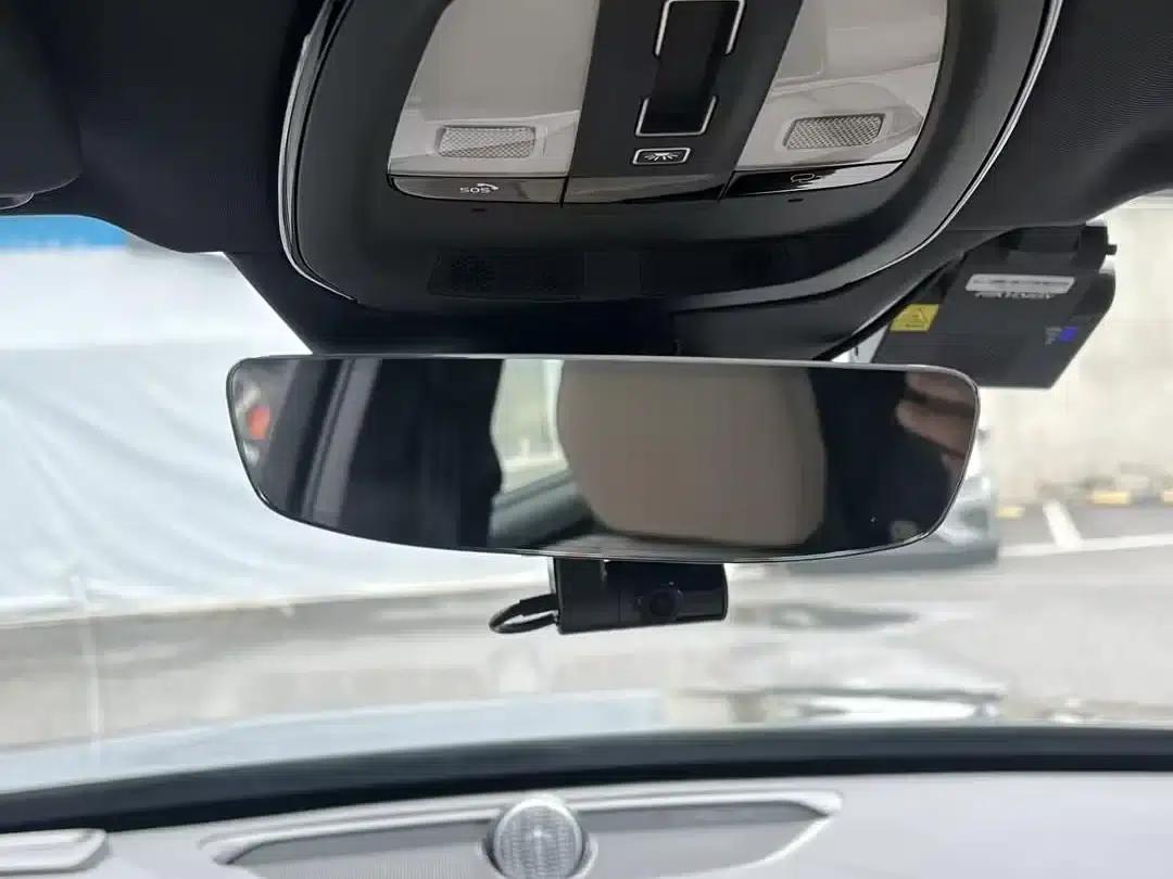 2025 Volvo XC90 Plug-in Hybrid Facelift T8 Luxury 7-Seater — миниатюра 13