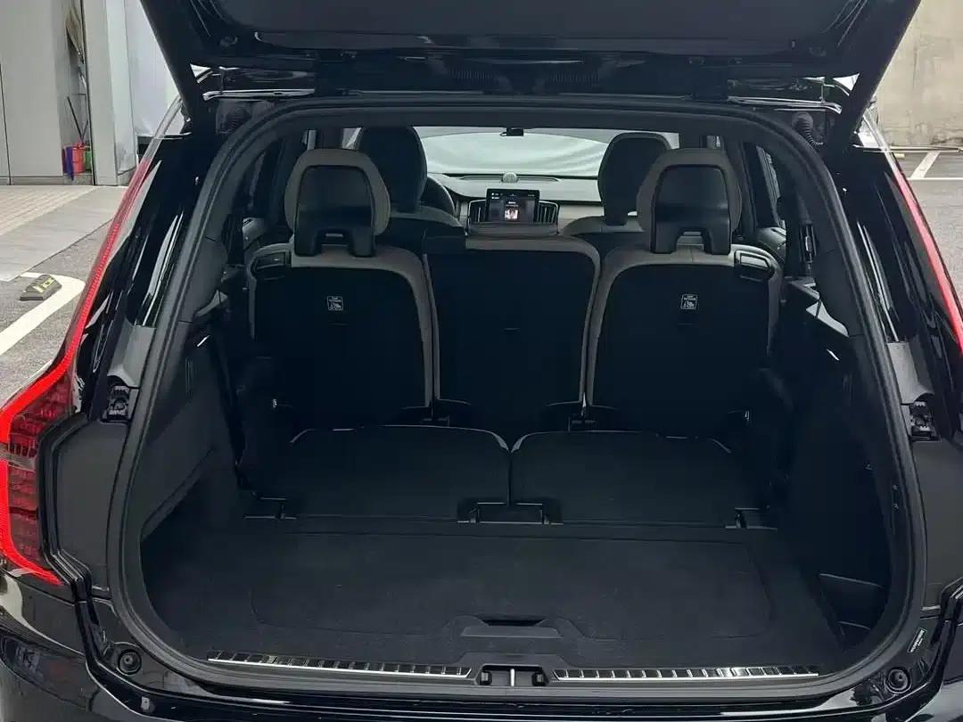 2025 Volvo XC90 Plug-in Hybrid Facelift T8 Luxury 7-Seater — миниатюра 15