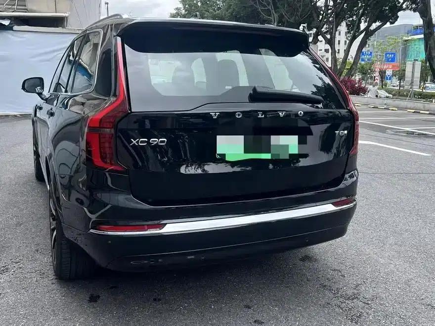 2025 Volvo XC90 Plug-in Hybrid Facelift T8 Luxury 7-Seater — миниатюра 5